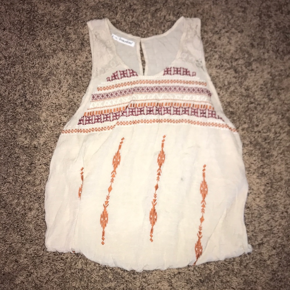 size 2 Maurice’s tank top